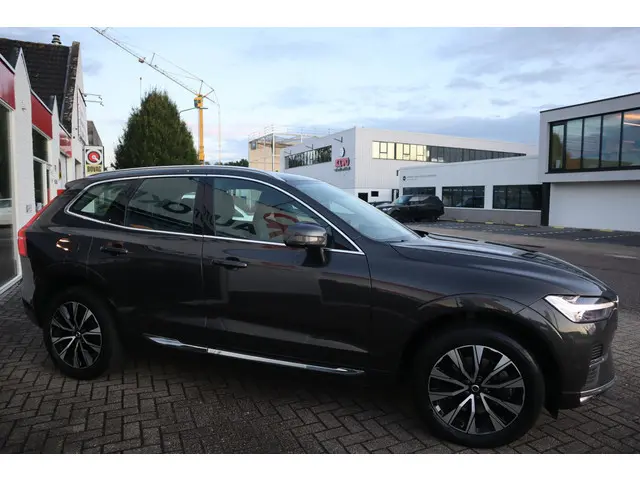 Volvo XC60 2.0 B4 INSCRIPTION 2023 Hybride Diesel 24