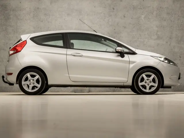 Ford Fiesta 1.4 Titanium 2012 Benzine 4