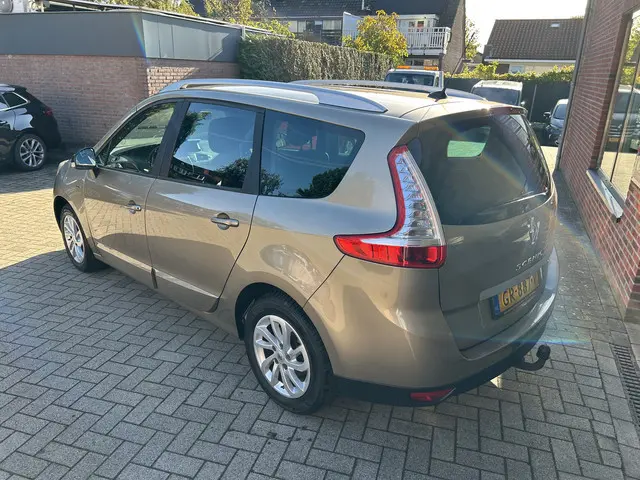 Renault Grand Scénic 1.2 TCe Limited 2015 Benzine 6