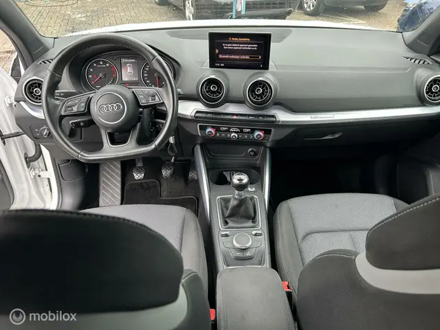 Audi Q2 1.0 TFSI Sport 2017 Benzine 23