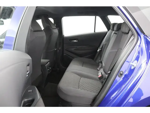 Toyota Corolla TS Hybrid 140 2024 Hybride Benzine 17