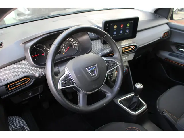 Dacia Sandero Stepway 1.0 TCe 90 Comfort 2022 Benzine 21