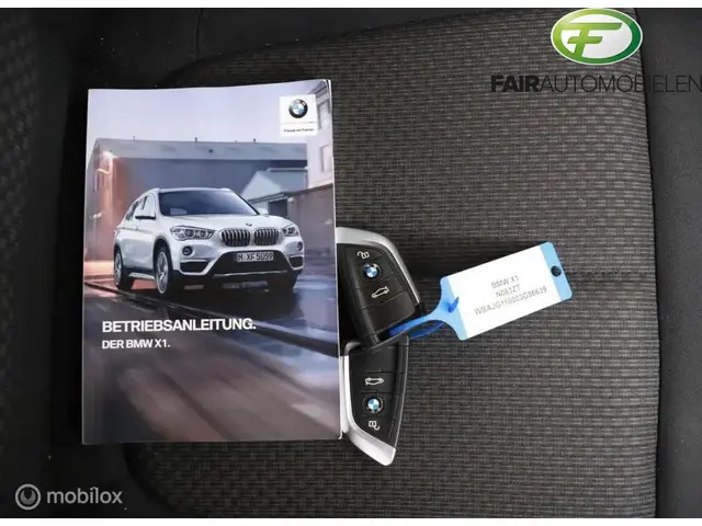 BMW X1 sDrive18i Executive 2018 Benzine 31