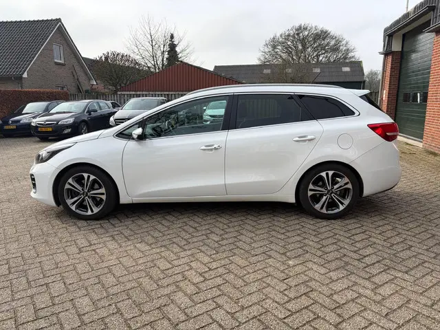 Kia cee'd 1.0 T-GDi GT-Line 2016 Benzine 10