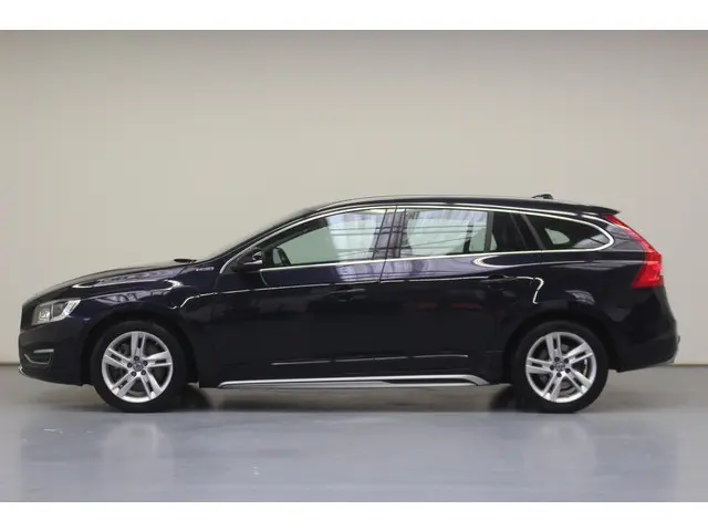 Volvo V60 2.4 D6 Twin Engine Summum 2015 Hybride Diesel 2