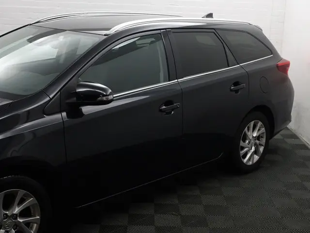 Toyota Auris Touring Sports 1.2T Dynamic 2018 Benzine 22