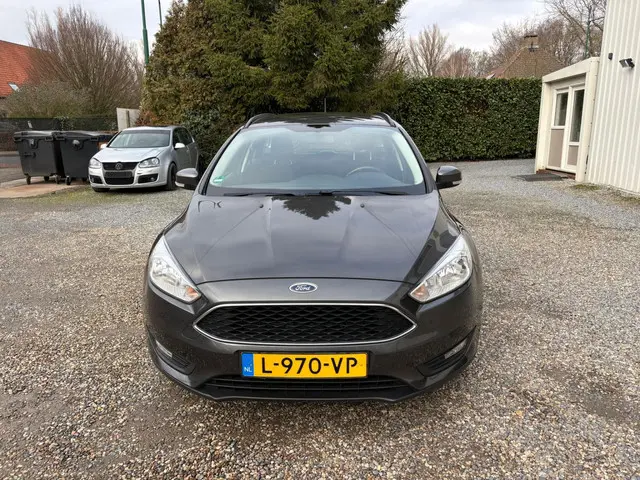 Ford Focus Wagon 1.0 Lease Edition 2017 Benzine 2