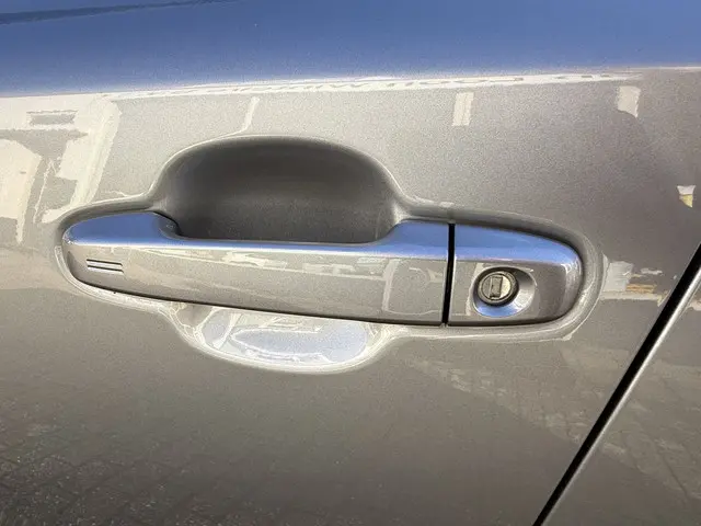 Toyota C-HR 1.8 Hybrid Executive 2020 Hybride Benzine 29