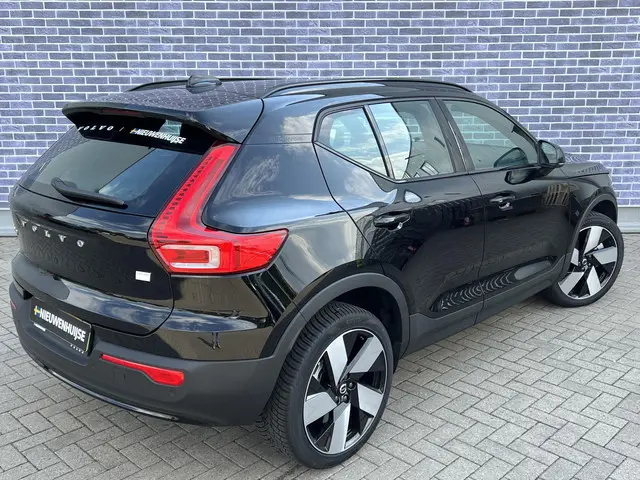 Volvo EX40 Recharge Extended Range Core 2025 Elektrisch 11