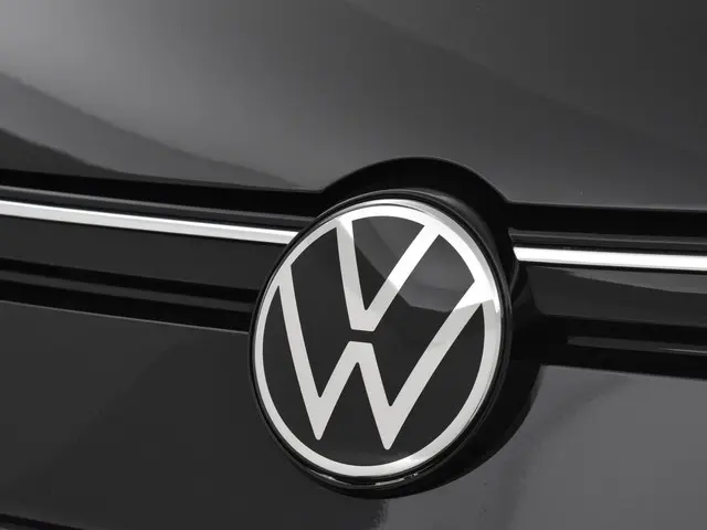 Volkswagen Golf 1.0 Tsi 110pk Life 2023 Benzine 48