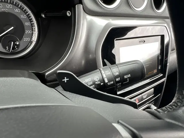 Suzuki Vitara 1.0 Boosterjet Select 2018 Benzine 29