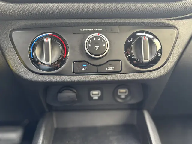 Hyundai i10 1.0 Comfort 5-zits | Automaat | 2021 Benzine 20