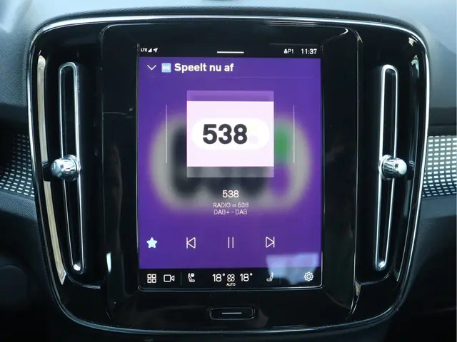 Volvo XC40 Recharge P8 AWD R-Design 2020 Elektrisch 19