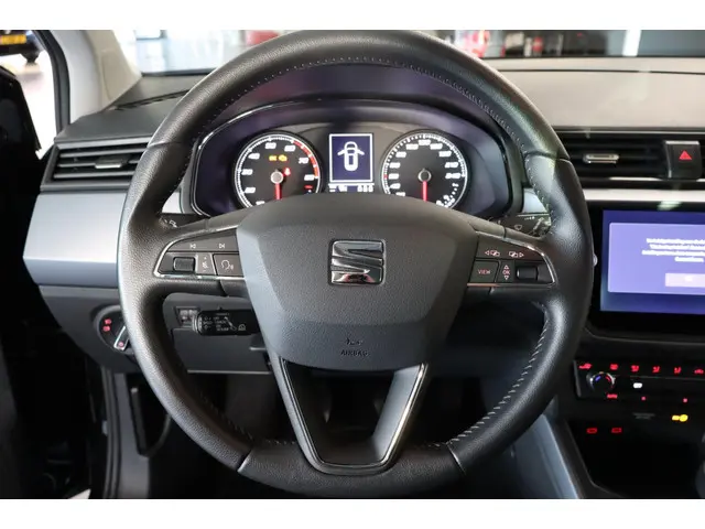 SEAT Arona 1.0 TSI Style Business Intense 2021 Benzine 16