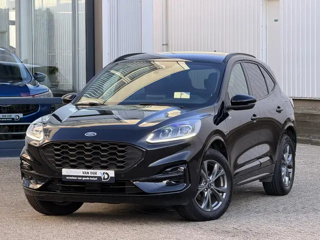 Ford Kuga 2.5 PHEV ST-Line X 2023 Hybride Benzine 10