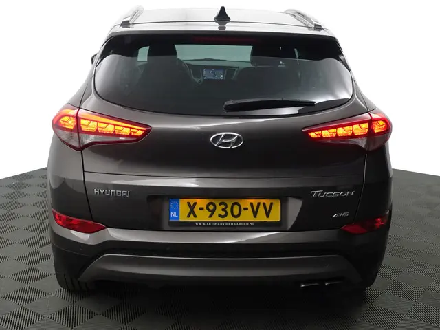 Hyundai Tucson 1.6 T-GDi Premium 4WD Aut- 2016 Benzine 31