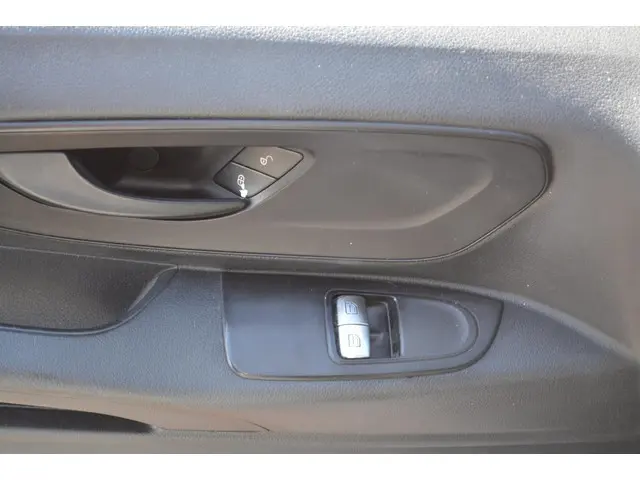 Mercedes-Benz Vito 109 CDI Functional Lang 2016 Diesel 19