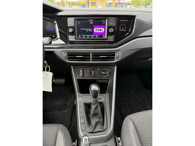 Volkswagen Polo 1.0 TSI Life Edition 2024 Benzine 35