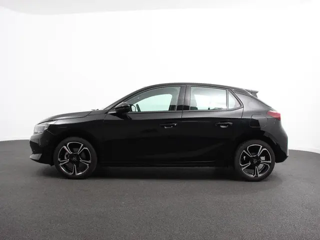 Opel Corsa 1.2 100pk Turbo Elegance Sky 2024 Benzine 8