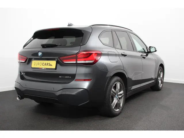 BMW X1 xDrive25e M-Sport PHEV 2021 Hybride Benzine 4
