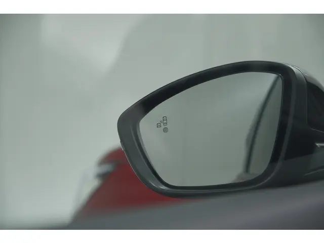 Peugeot 2008 PureTech 130 EAT8 GT 2024 Benzine 24