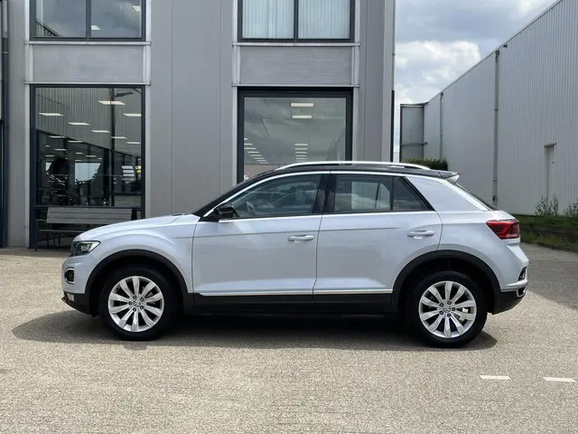 Volkswagen T-Roc 1.5 TSI Style 2019 Benzine 15