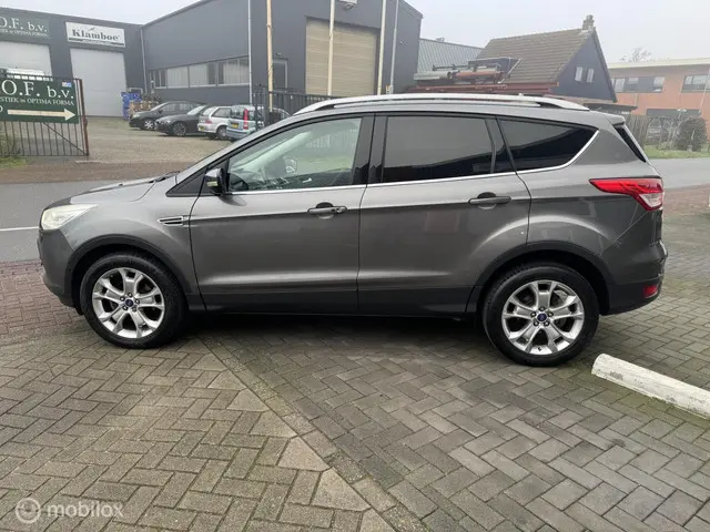 Ford Kuga 1.6 Titanium 2014 Benzine 8