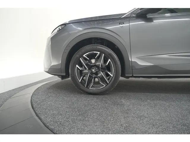 Peugeot 5008 HYbrid 145 e-DCS6 GT 2025 Hybride Benzine 19