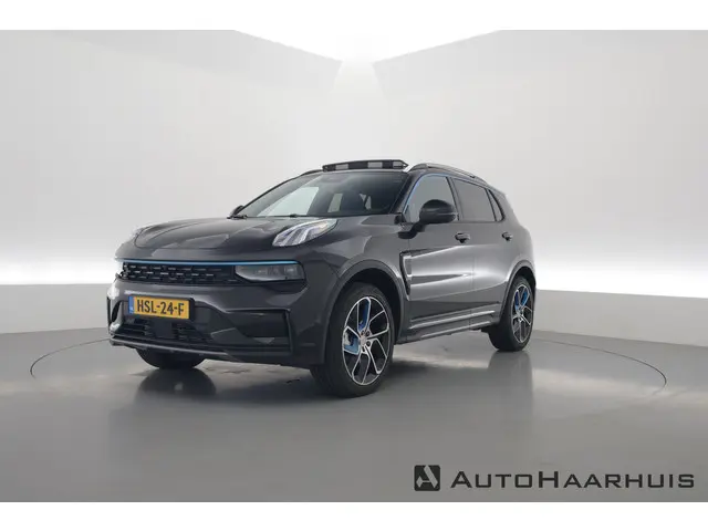 Lynk & Co 01