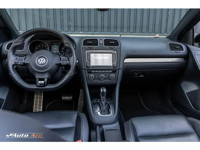 Volkswagen Golf Cabriolet 2.0 TSI R 2013 Benzine 19