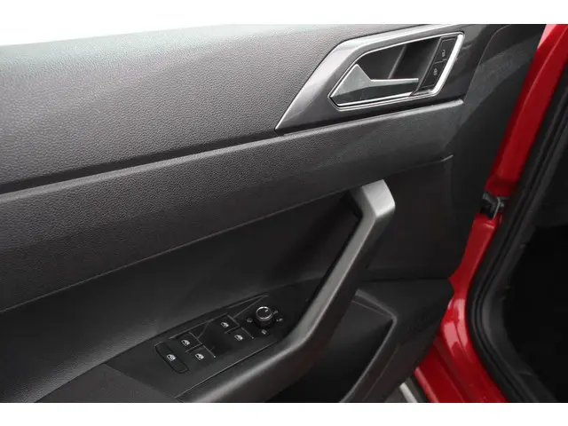 Volkswagen Taigo 1.5 TSI 150pk DSG Style 2022 Benzine 13