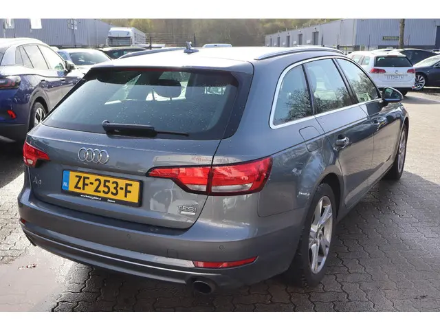 Audi A4 Avant 2.0 TFSI MHEV Design Pro Line 2018 Benzine 4