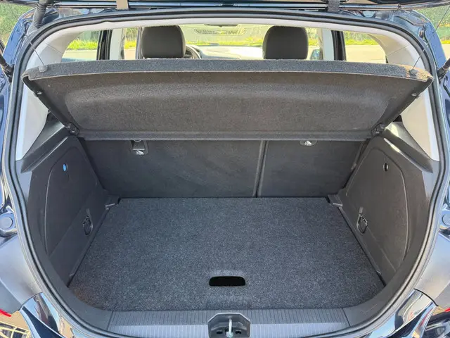 Opel Corsa 1.4 Favourite RIJKLAARPRIJS! 2019 Benzine 10