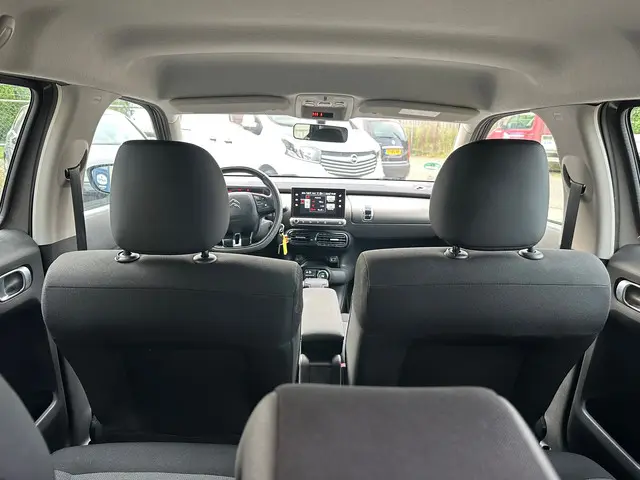 Citroën C4 Cactus 1.2 e-VTi Feel 2014 Benzine 6
