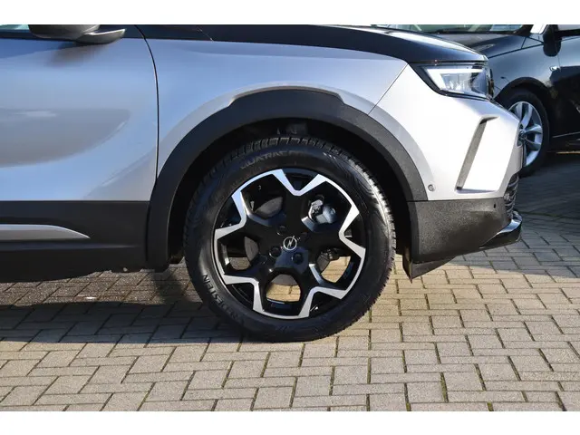 Opel Mokka-e Ultimate 50-kWh 11kw bl. 2022 Elektrisch 13