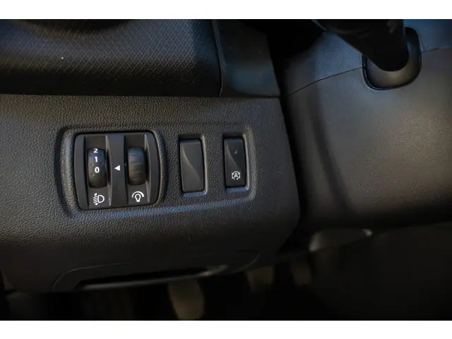 Renault Clio Estate TCe 90 Limited 2020 Benzine 28