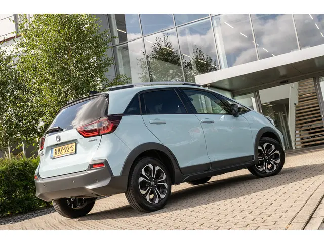 Honda Jazz 1.5i e:HEV CROSSTAR 2022 Hybride Benzine 44