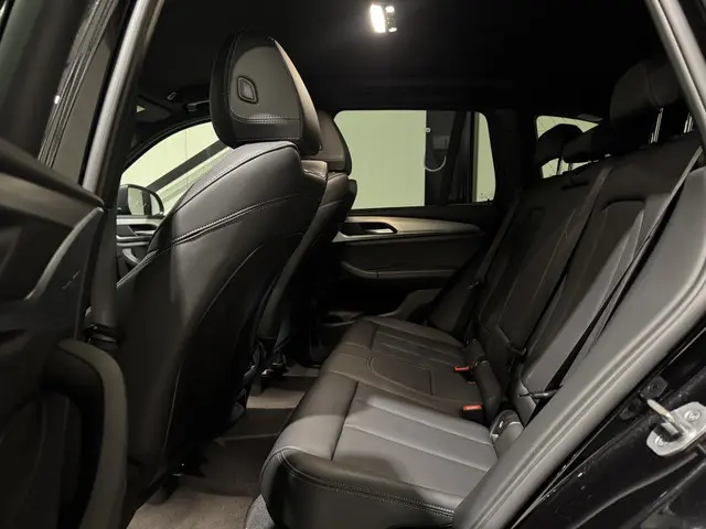 BMW X3 xDrive30e 2022 Hybride Benzine 13