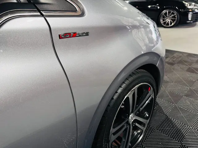 Peugeot 208 1.2 PureTech GT-Line 2019 Benzine 11