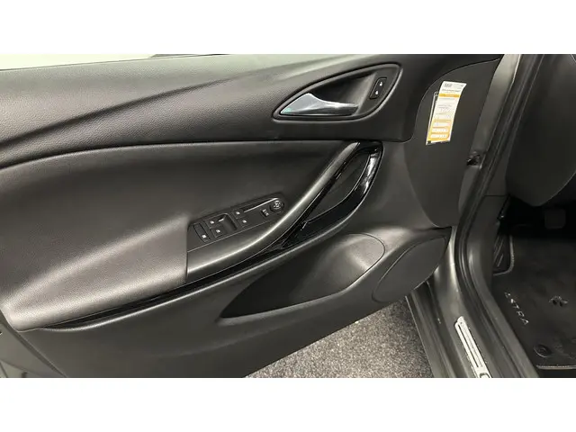 Opel Astra Sports Tourer 1.2 Design & Tech 2021 Benzine 17