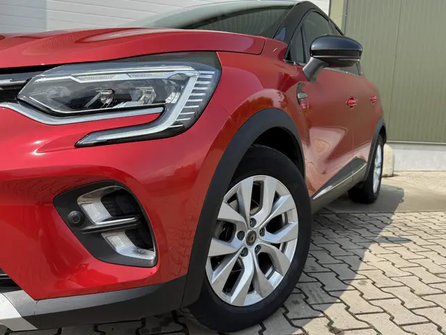 Renault Captur 1.3 TCe 130 Intens Unieke Km! 2020 Benzine 26