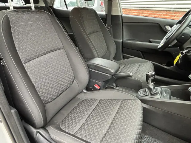 Kia Rio 1.0 TGDI ComfortPlusLine Navigator 2018 Benzine 7