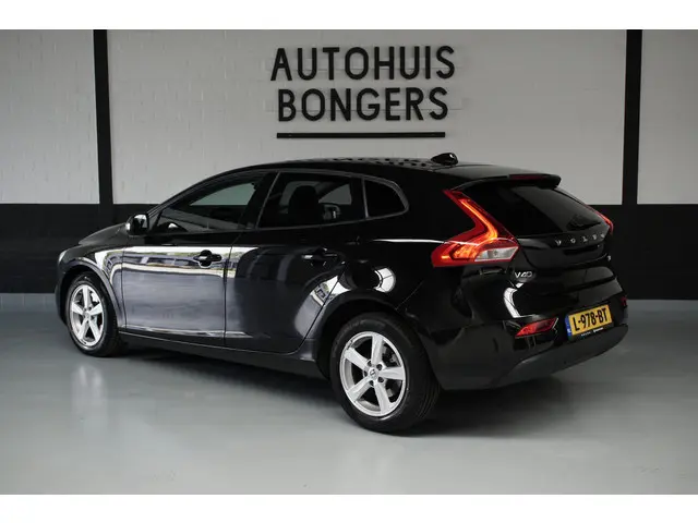 Volvo V40 1.5 T2 R-Design 2018 Benzine 3