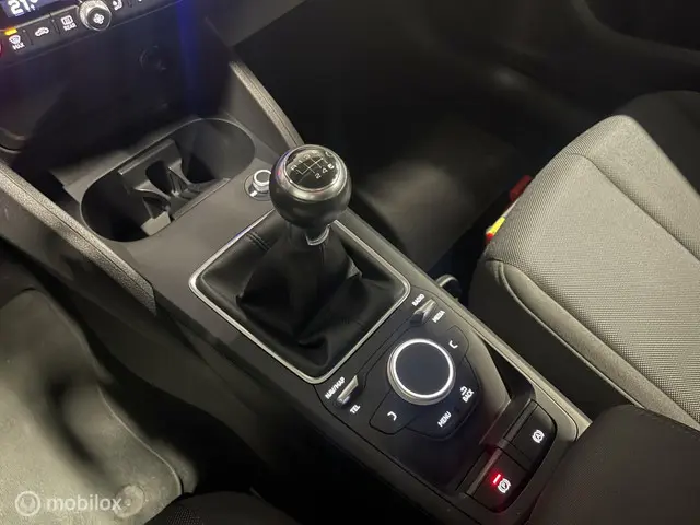 Audi Q2 30 TFSI S Edition 2020 Benzine 14