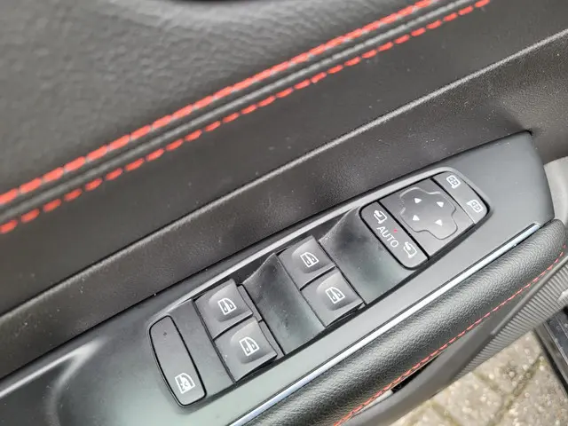 Renault Talisman Estate 1.3 TCe S-Edition 2020 Benzine 22