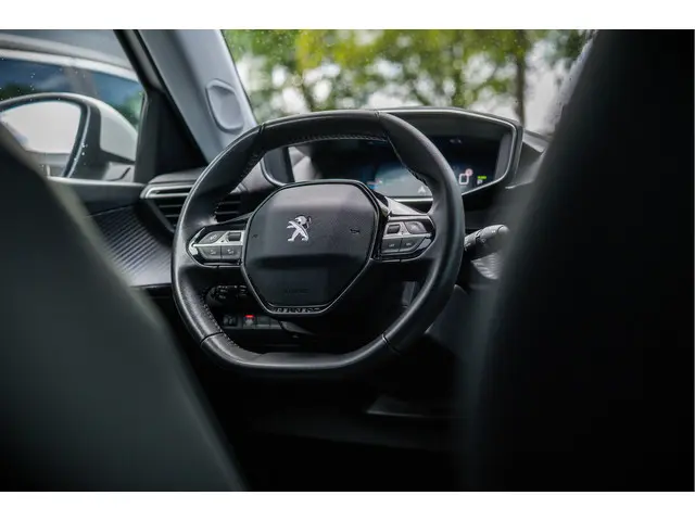 Peugeot e-2008 EV Allure Pack 50 kWh 2021 Elektrisch 42