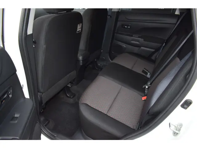 Mitsubishi ASX 1.6i-16V ISG Intense 2020 Benzine 5