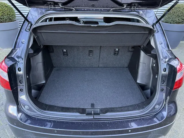 Suzuki S-Cross SX4 1.6 Exclusive 2015 Benzine 22