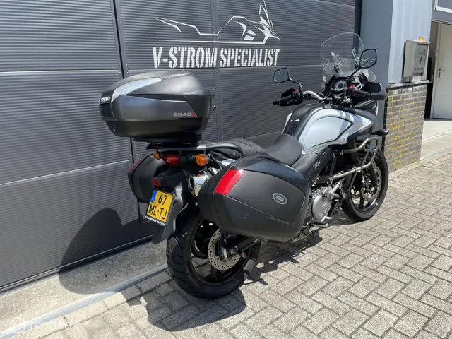Suzuki V-Strom DL 650 Touring ABS 2014 Benzine 2