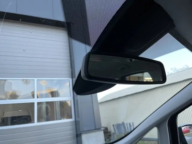 Ford C-MAX 1.5 Titanium 2015 Benzine 18